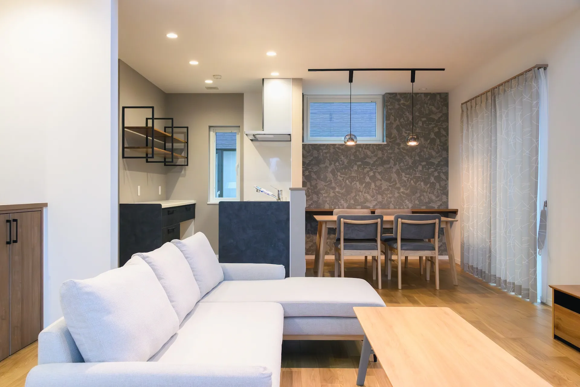 ハーヴェストタウン東雁来モデルF棟